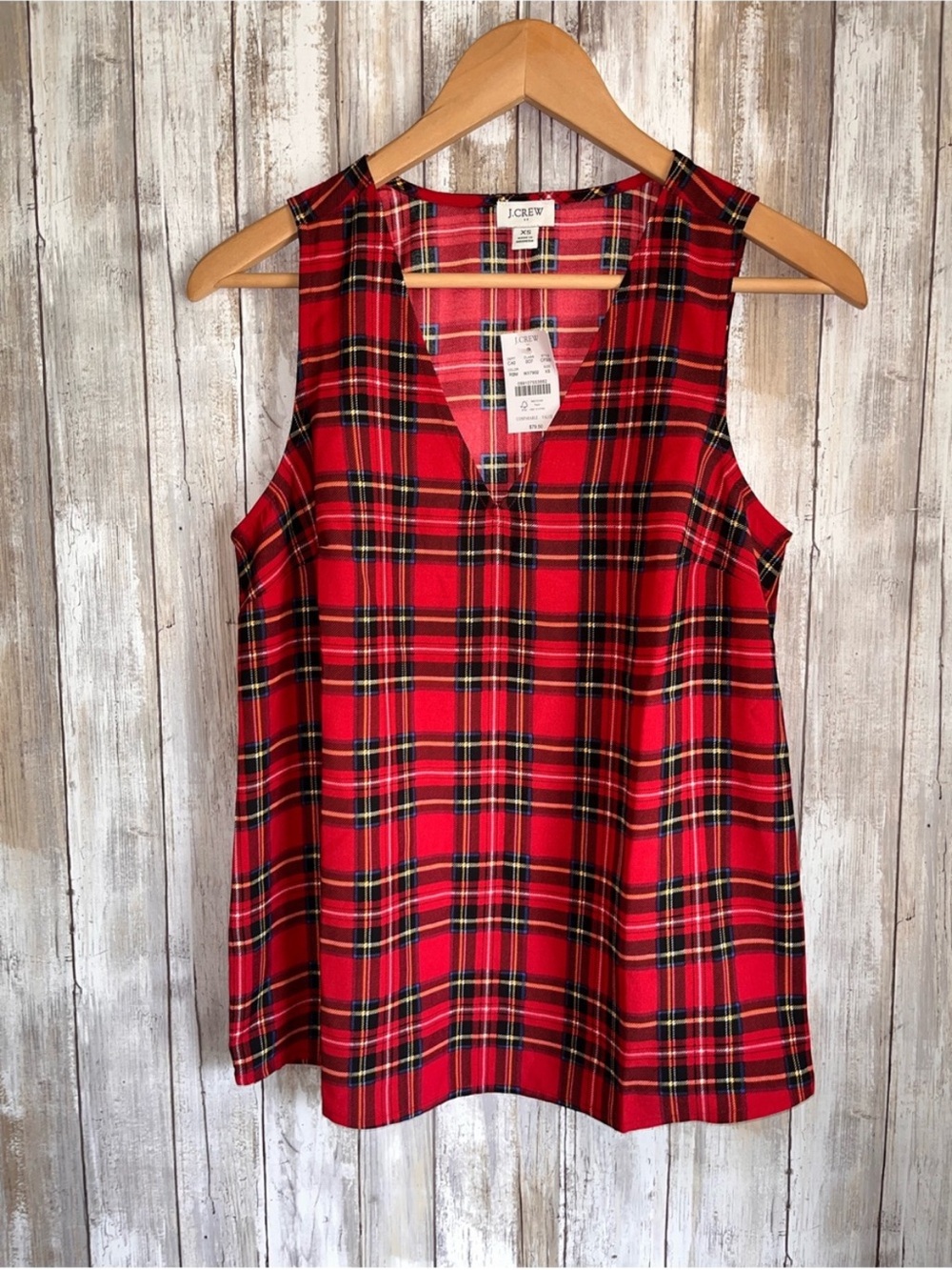 J.Crew NWT Red Tartan Plaid Sleeveless V-Neck Blouse Top XS Holiday - Picture 2 of 5